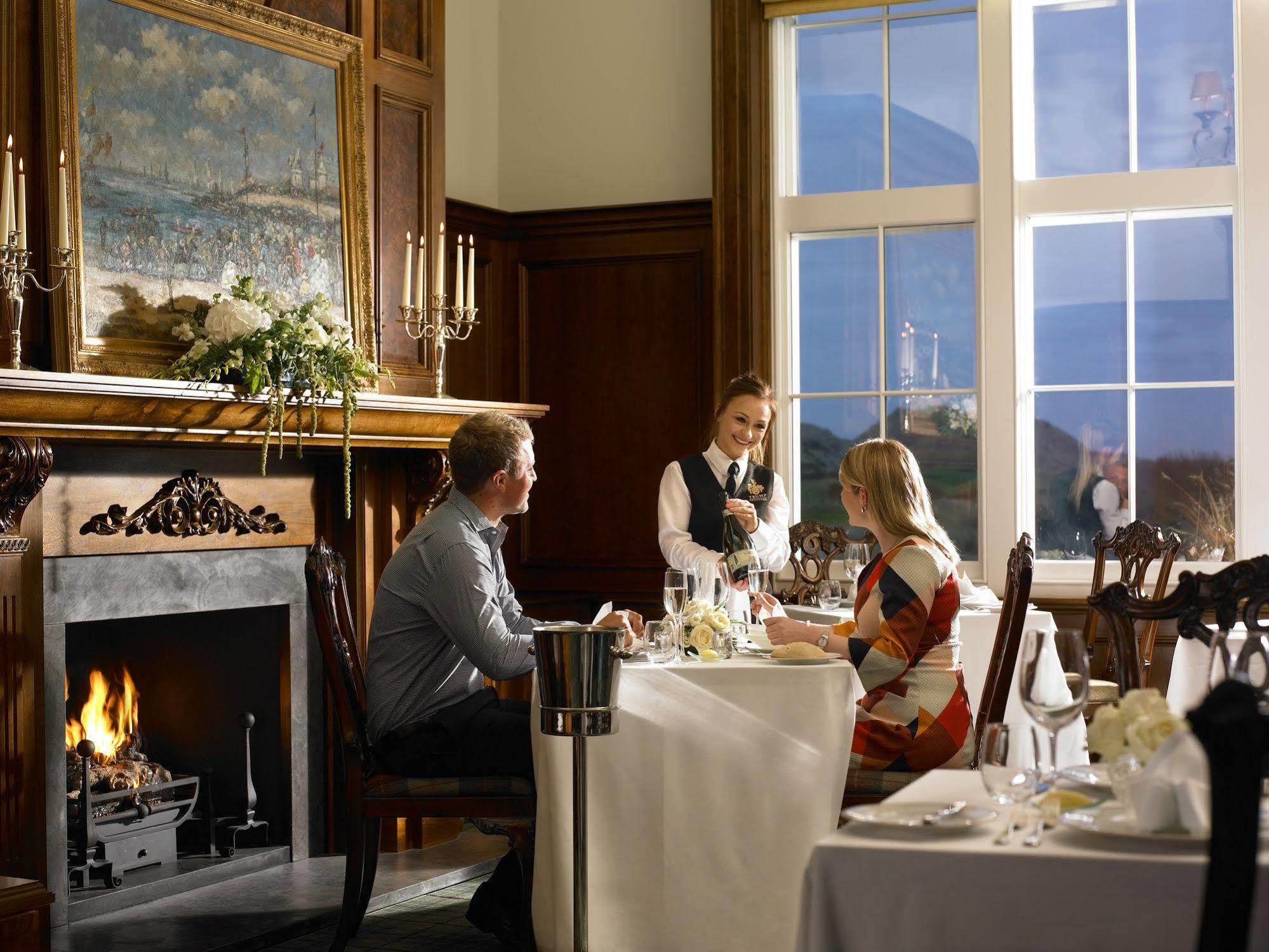 Trump Macleod House & Lodge, Scotland 巴尔莫迪 外观 照片