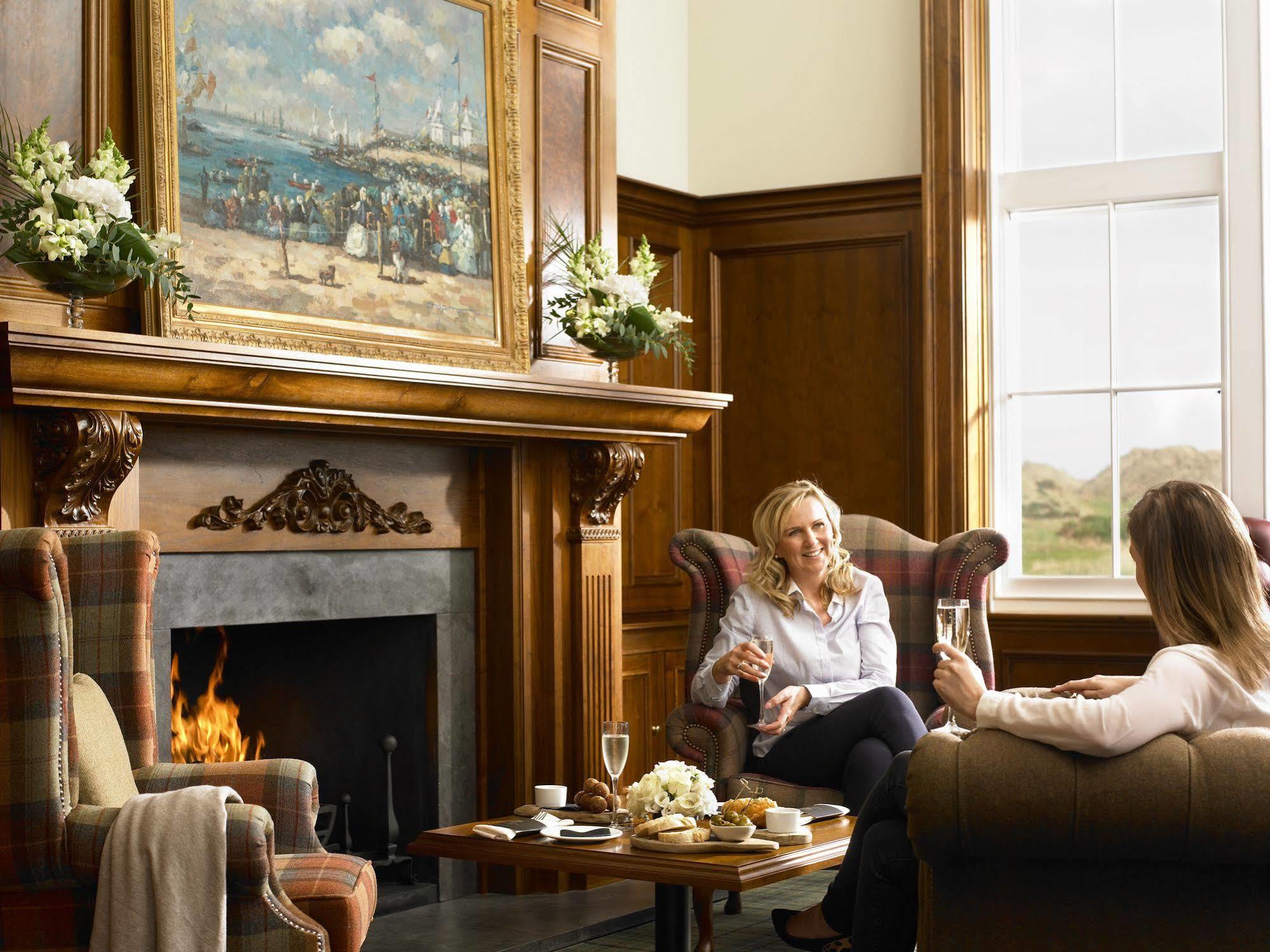 Trump Macleod House & Lodge, Scotland 巴尔莫迪 外观 照片