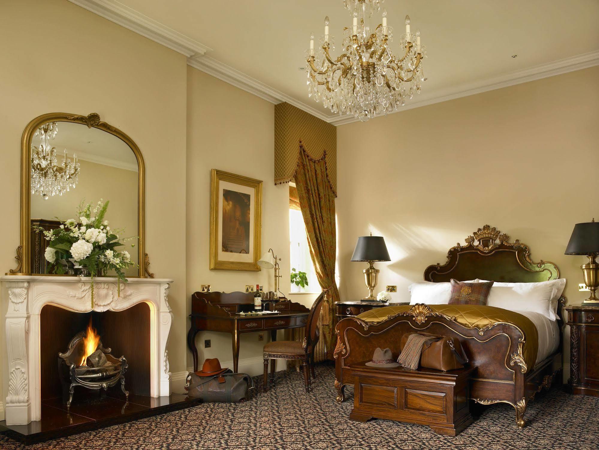 Trump Macleod House & Lodge, Scotland 巴尔莫迪 外观 照片